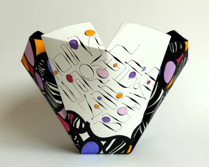 schaal object papierkunst kalligrafie